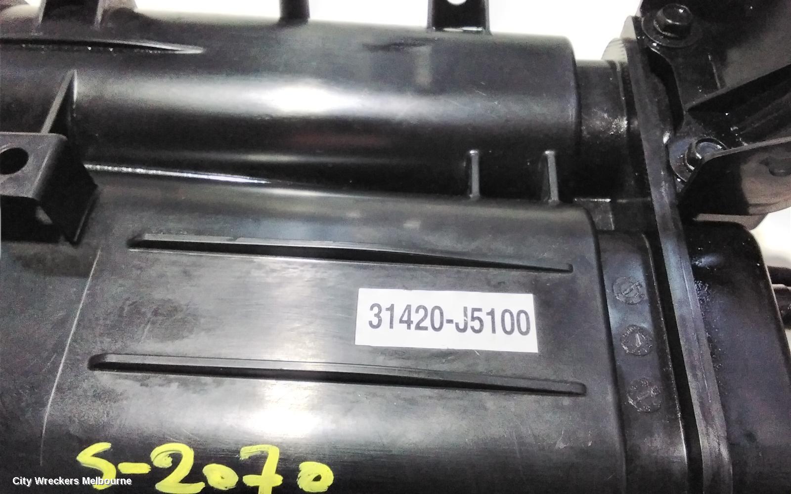 KIA STINGER FUEL FILTER HOUSING, CK, 06/2017 - 04/2023