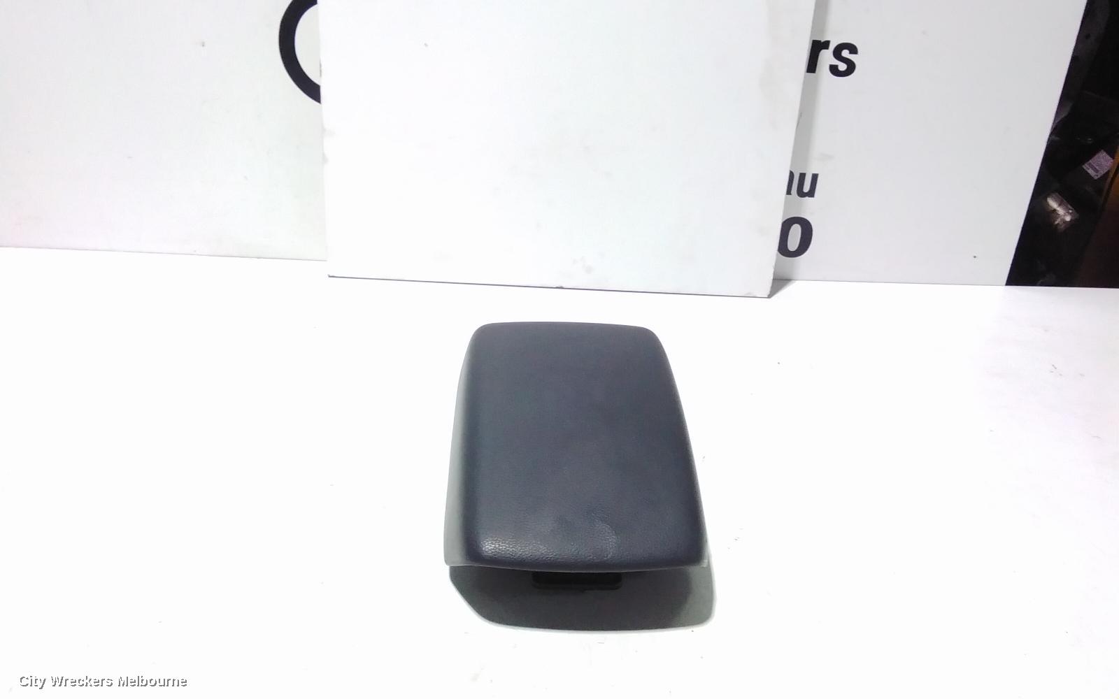 MAZDA BT50 CONSOLE, AUTO T/M, UP-UR, 2WD, BUCKET SEAT TYPE, 10/2011 - 06/2020