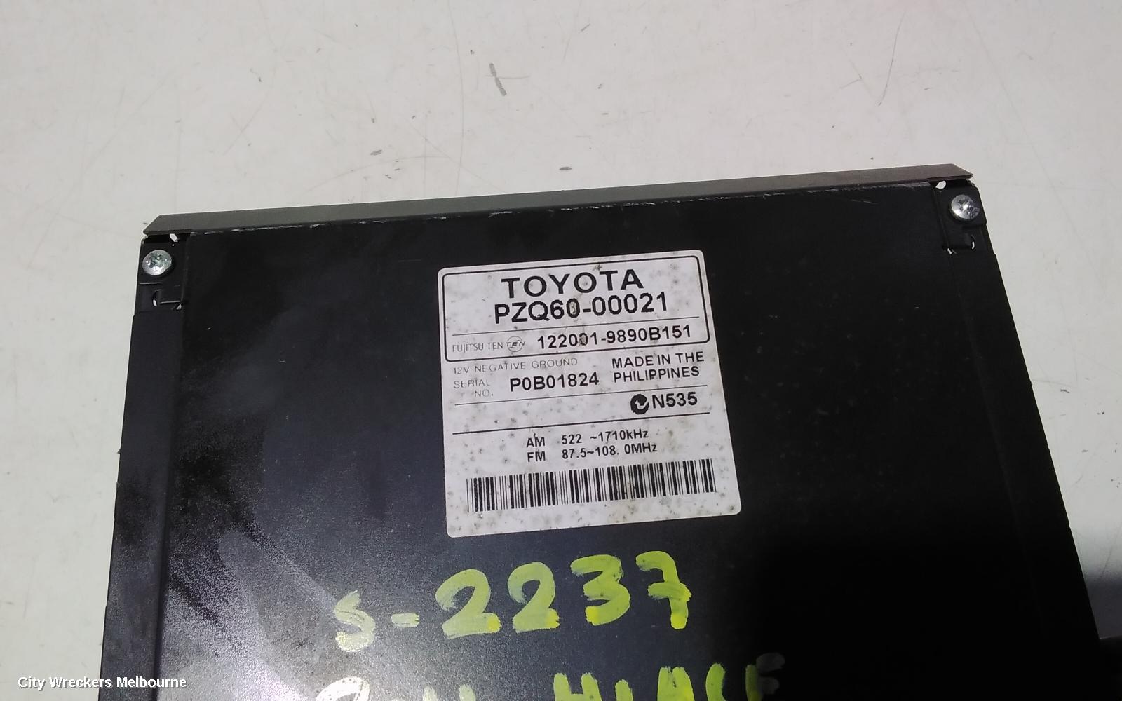 TOYOTA HIACE RADIO/CD/DVD/SAT/TV, SINGLE DISC CD PLAYER (P/N ON FACE 12848), TRH/KDH, 03/2005 - 04/2019