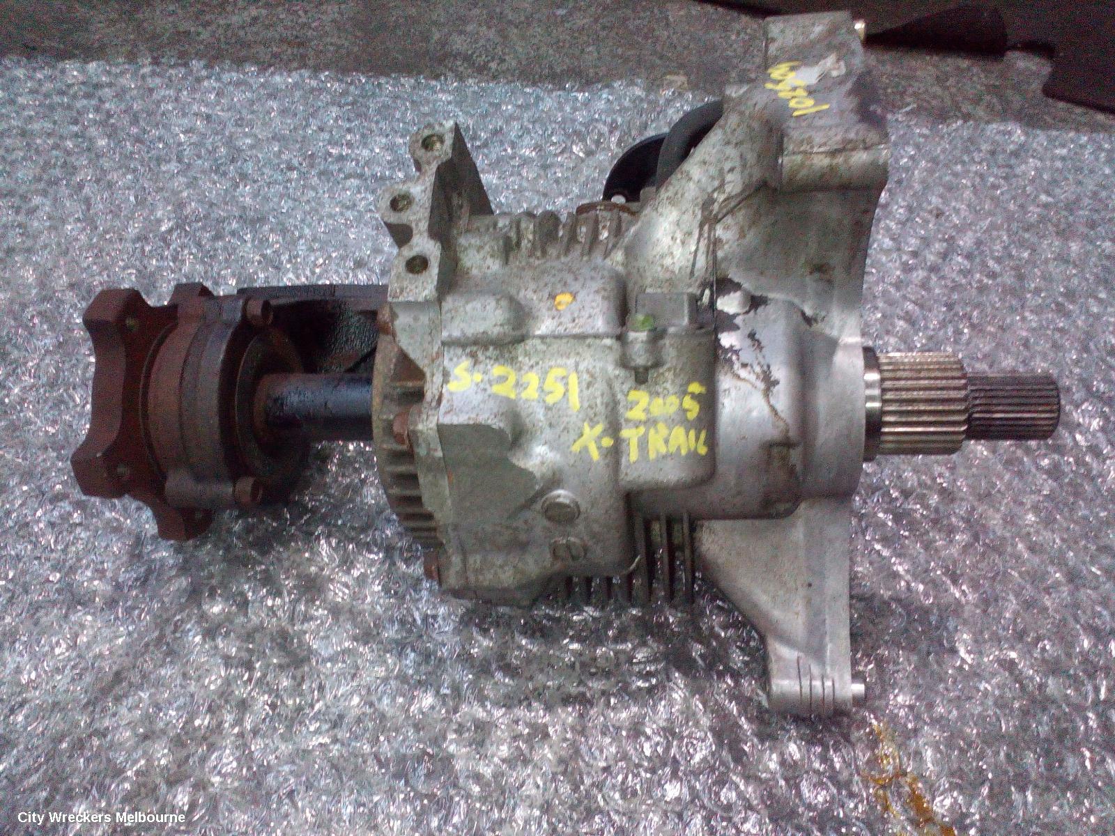 NISSAN XTRAIL TRANSFER CASE, AUTO, T30, 10/2001 - 09/2007