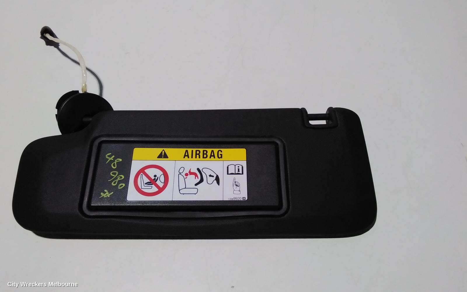 HOLDEN INSIGNIA SUNVISOR, GA, 02/2015 - 01/2017