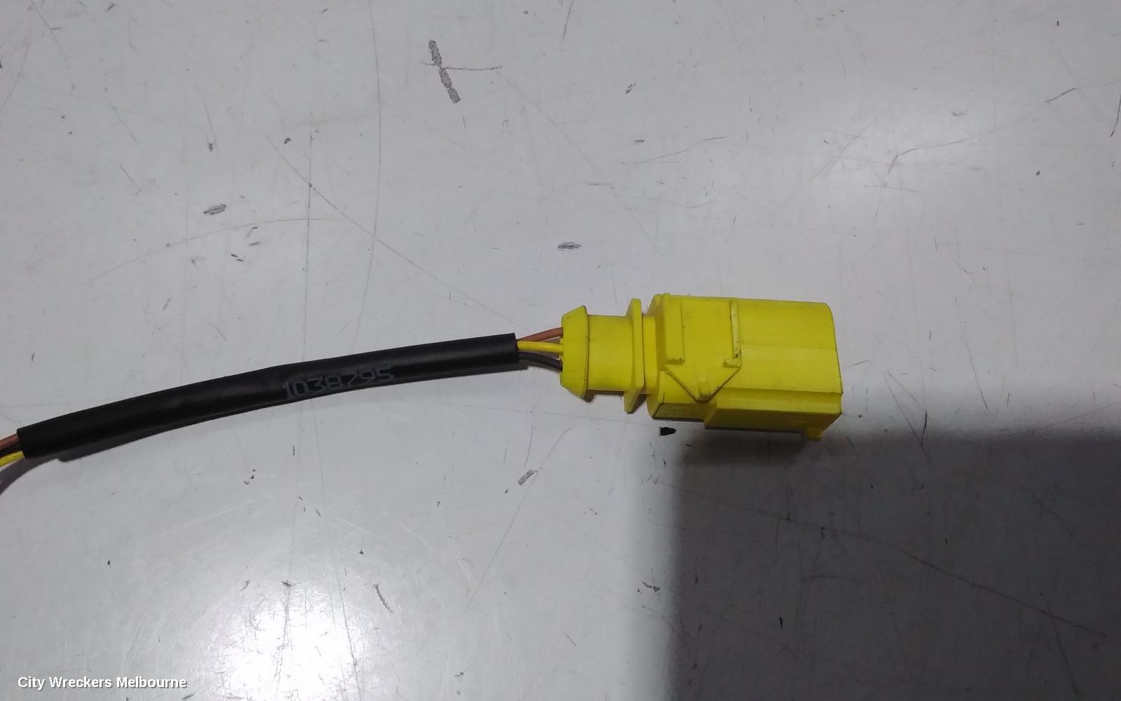 VOLKSWAGEN TIGUAN, 5NA, 06/2016 - 02/2024, BONNET ACTUATOR 5NA823823 E: 102545