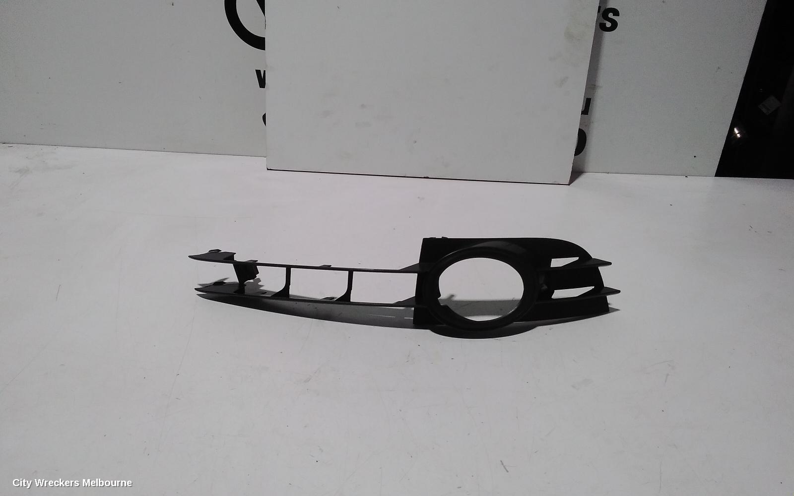AUDI A6 RIGHT INDICATOR/FOG/SIDE, BUMPER FOGLAMP, C6/4F, A6, 10/2008 - 06/2011