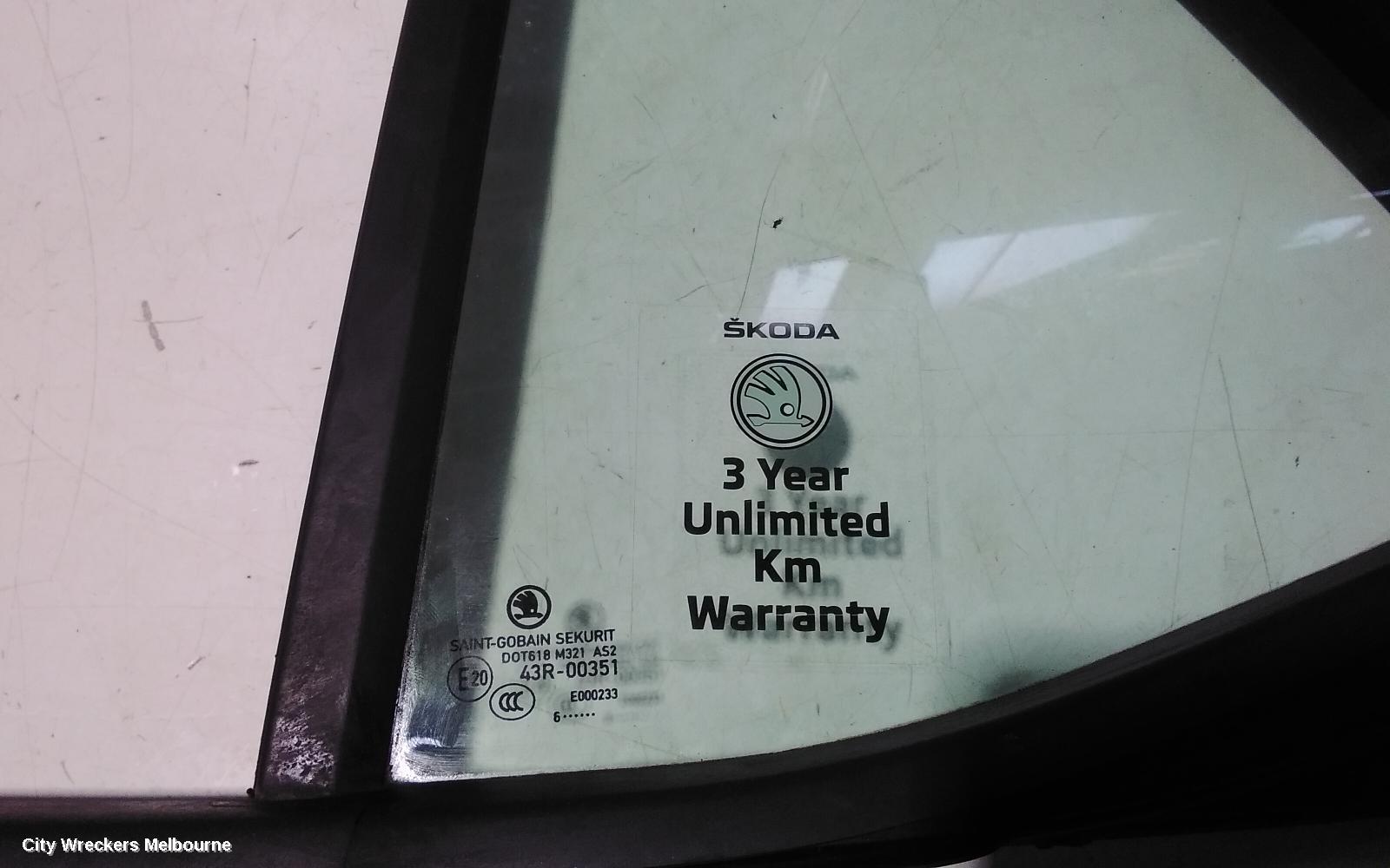 SKODA FABIA LEFT REAR SIDE GLASS, NJ, 01/2015 - 08/2021