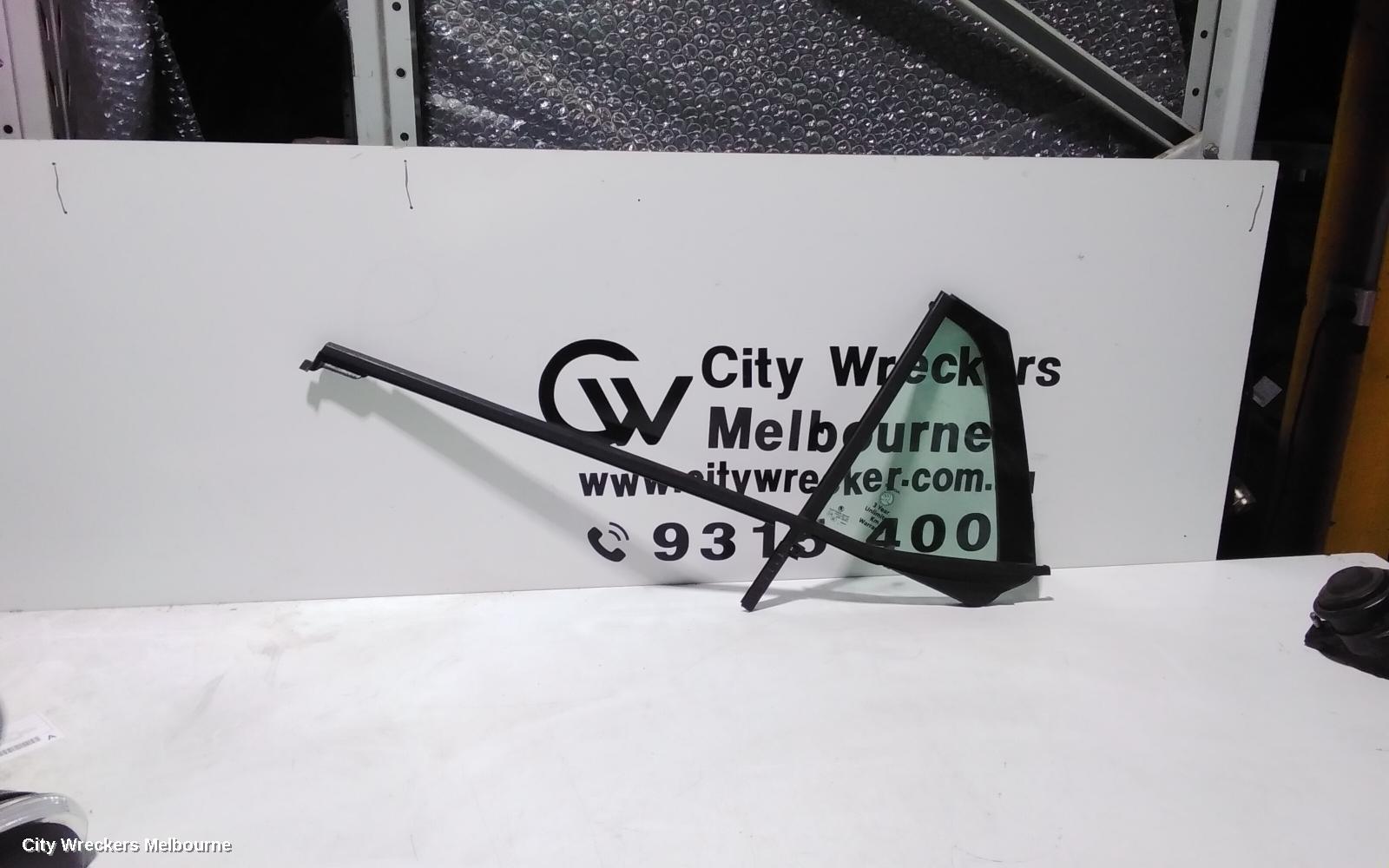 SKODA FABIA LEFT REAR SIDE GLASS, NJ, 01/2015 - 08/2021