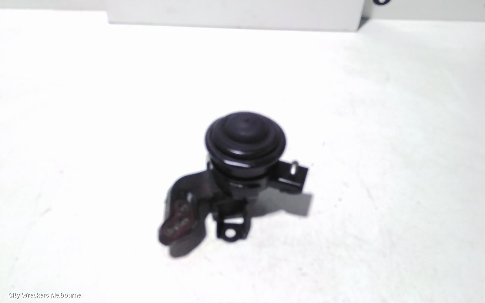 SUZUKI SWIFT MOUNT, FZ, 02/2011 - 03/2017