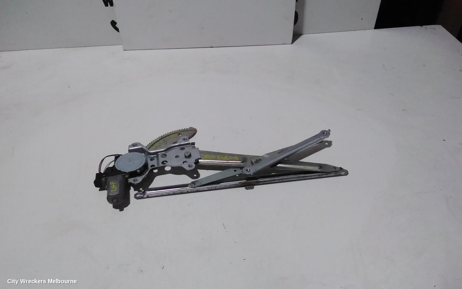 SUZUKI SX4 LEFT FRONT WINDOW REG/MOTOR, POWER, 02/2007 - 01/2014