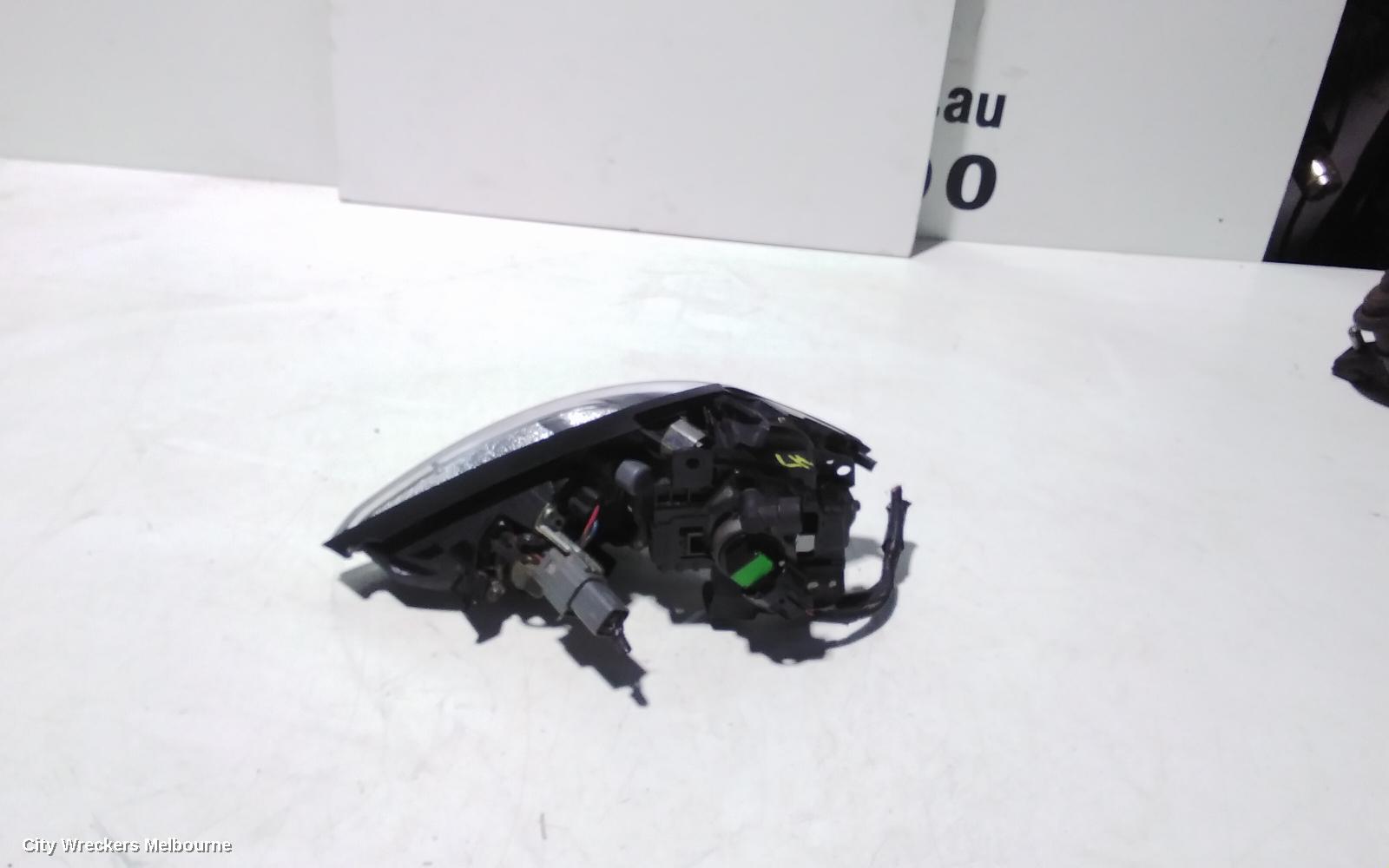 MAZDA CX7 LEFT INDICATOR/FOG/SIDE, BUMPER FOGLAMP, ER, 06/2009 - 02/2012