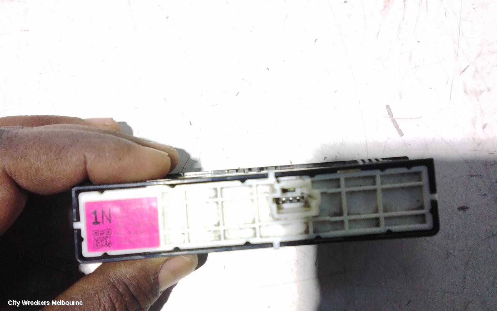 MAZDA 3, BP, 03/2019 ONWARDS, TRACTION CONTROL SWITCH GJE8-66170A: 102662