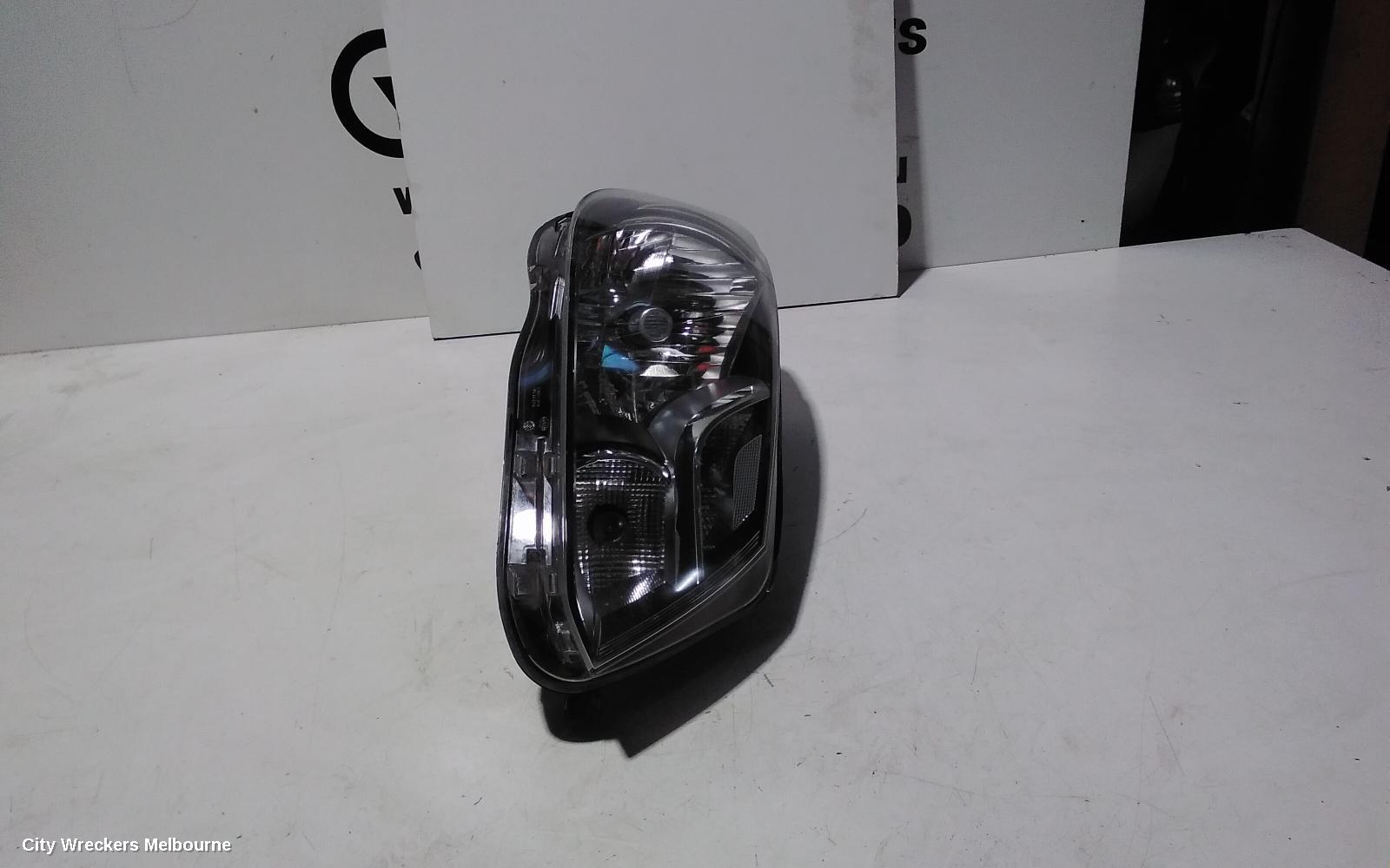 VOLKSWAGEN CADDY RIGHT HEADLAMP, 2K, H4 TYPE, 08/2010 - 06/2015