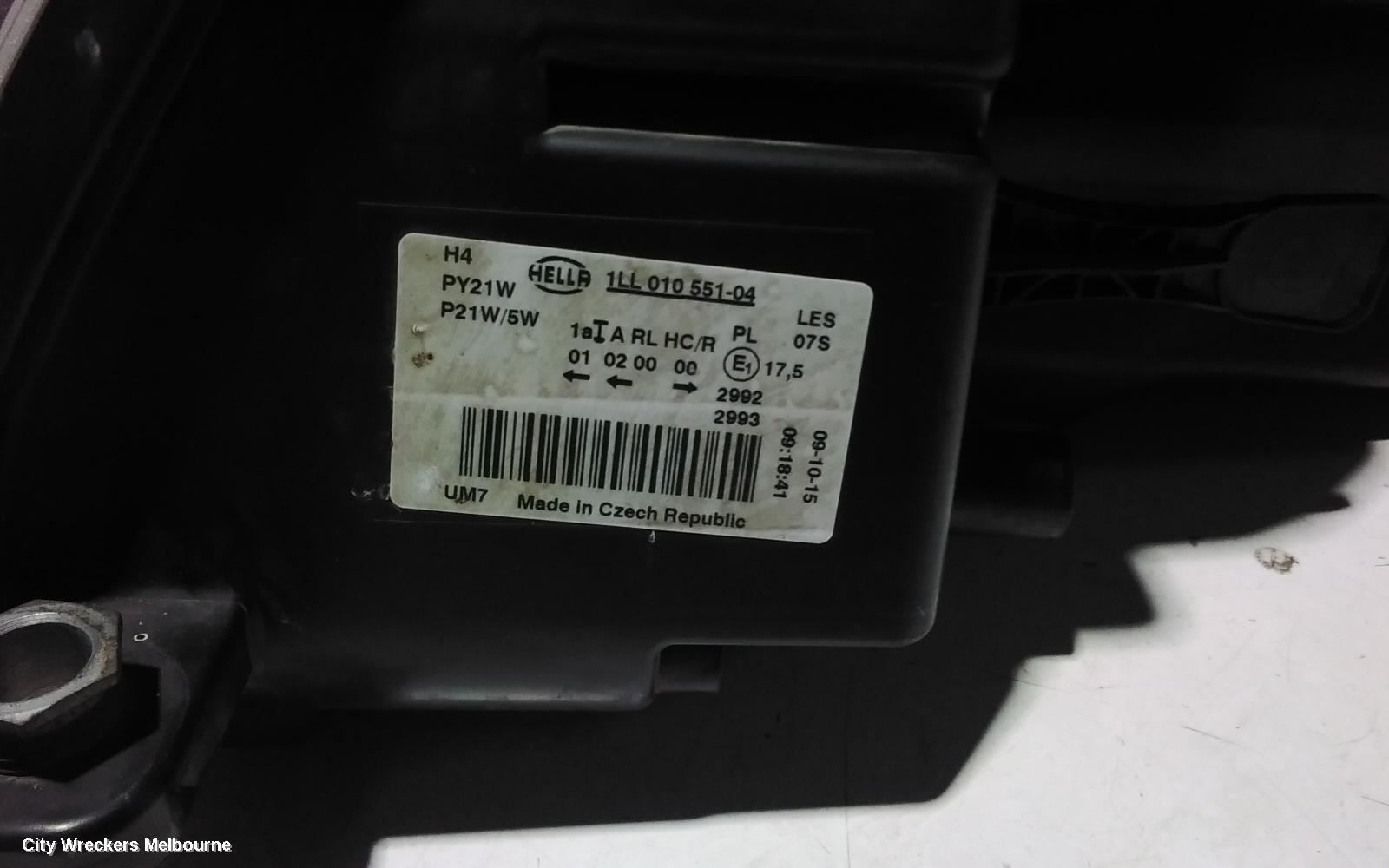 VOLKSWAGEN CADDY RIGHT HEADLAMP, 2K, H4 TYPE, 08/2010 - 06/2015