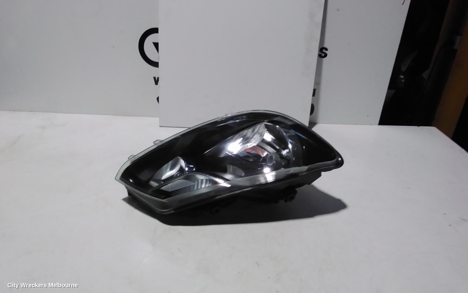 VOLKSWAGEN CADDY RIGHT HEADLAMP, 2K, H4 TYPE, 08/2010 - 06/2015