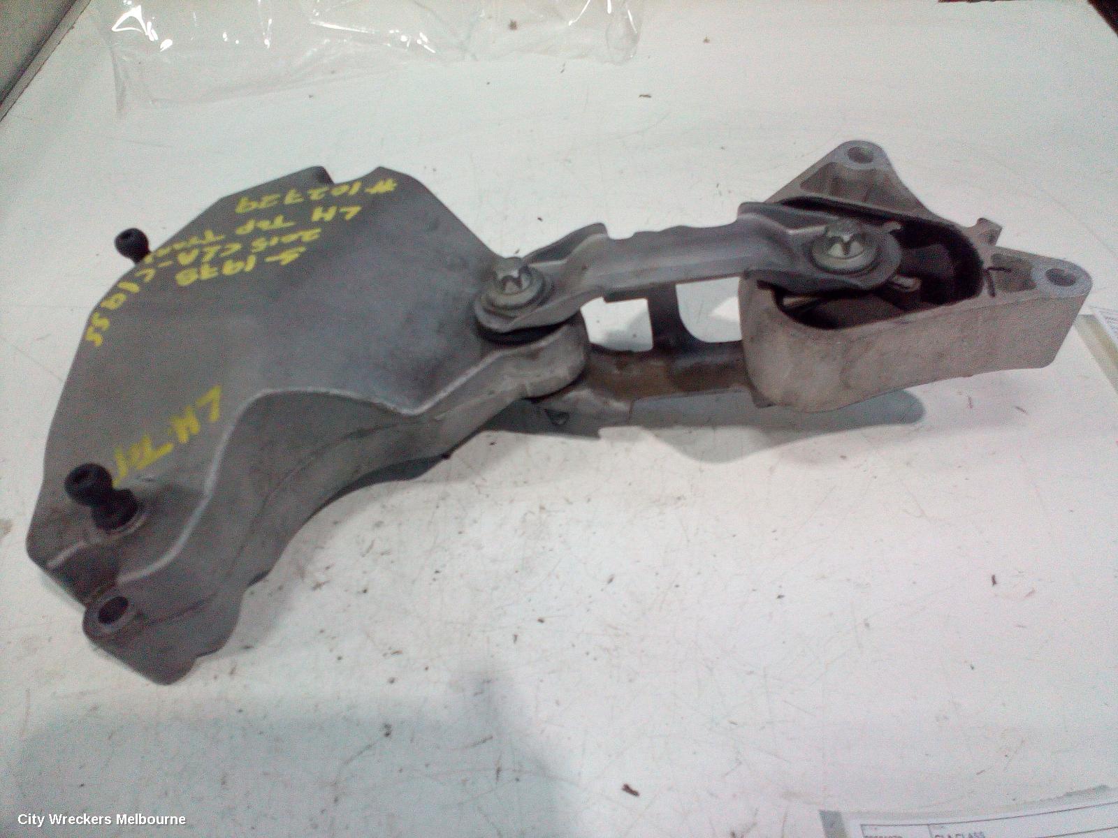 MERCEDES CLA CLASS MOUNT, TRANSMISSION MOUNT, PETROL, 2.0, TURBO, C117/X117, CLA45 AMG, 133.980 CODE, 10/2013 - 01/2019