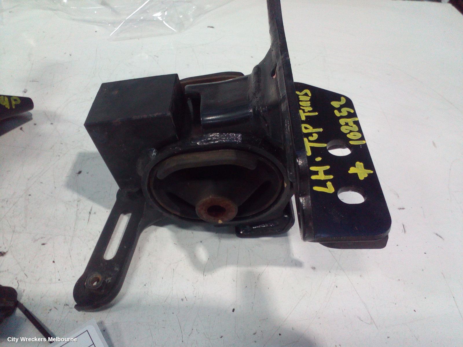 TOYOTA COROLLA MOUNT, ZRE172R REAR ENGINE FWD AUTO 12/2013 - 06/2019
