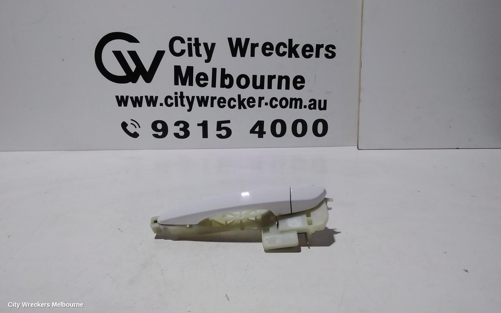 HYUNDAI TUCSON DOOR HANDLE, OUTER, LH FRONT, NON KEYLESS ENTRY TYPE, TL, 07/2015 - 01/2021