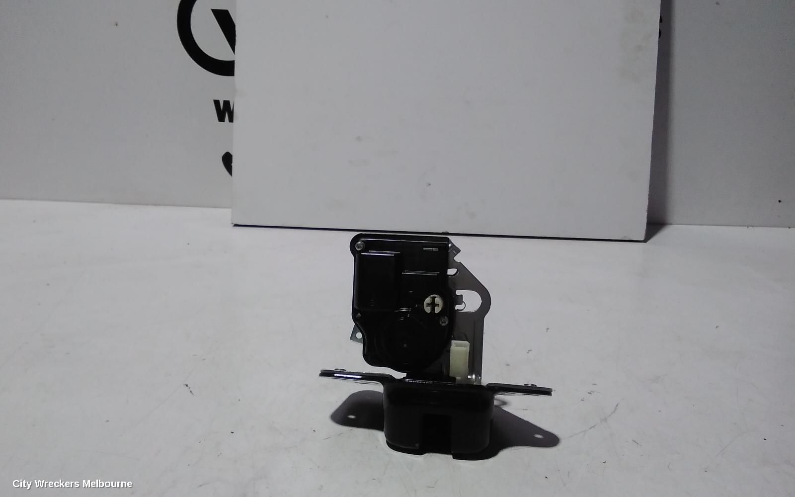 JEEP GRANDCHEROKEE DOOR/BOOT/GATE LOCK, UPPER TAILGATE LOCK, WK, 10/2010 - 03/2013