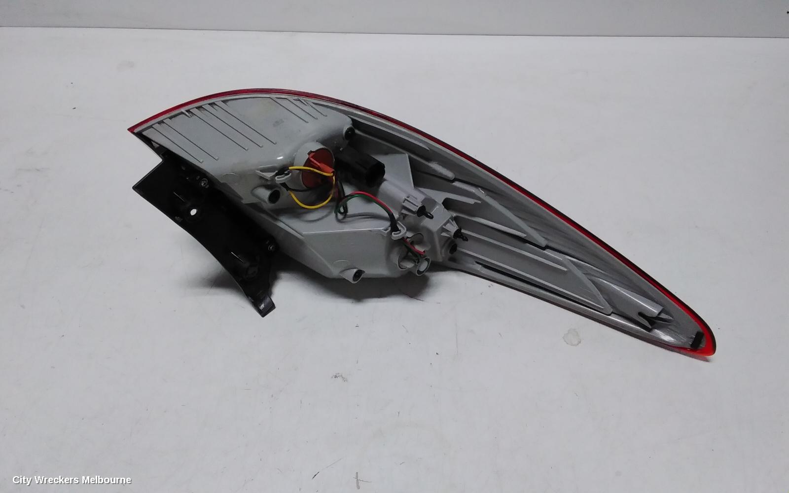 HYUNDAI IX35 RIGHT TAILLIGHT, LM SERIES (VIN TMAJ), IN BODY, 09/2013 - 01/2016