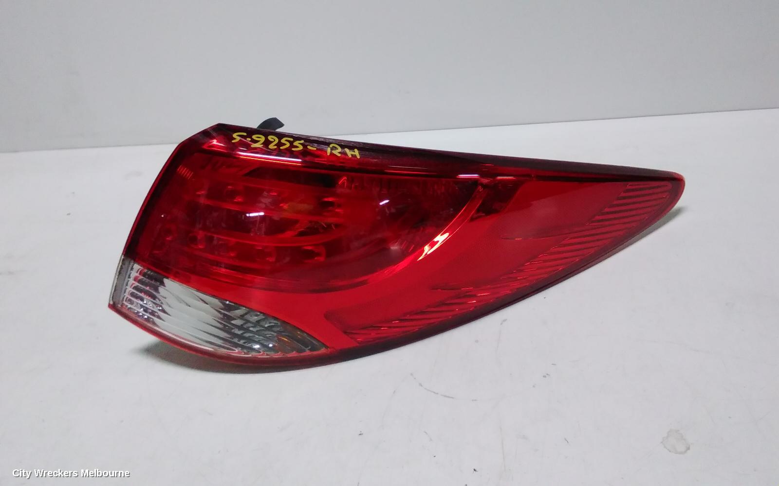 HYUNDAI IX35 RIGHT TAILLIGHT, LM SERIES (VIN TMAJ), IN BODY, 09/2013 - 01/2016