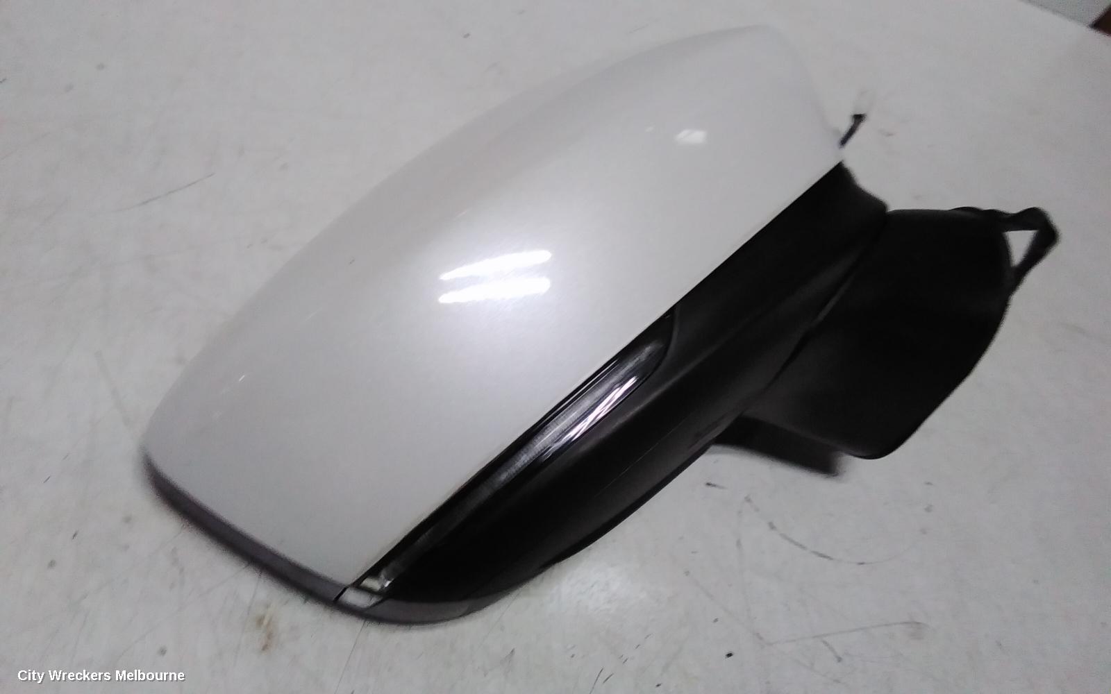 MAZDA 2 RIGHT DOOR MIRROR, DJ/DL, HATCH/SEDAN, POWER FOLD, NON BLIND SPOT TYPE, 01/2017 - 10/2019