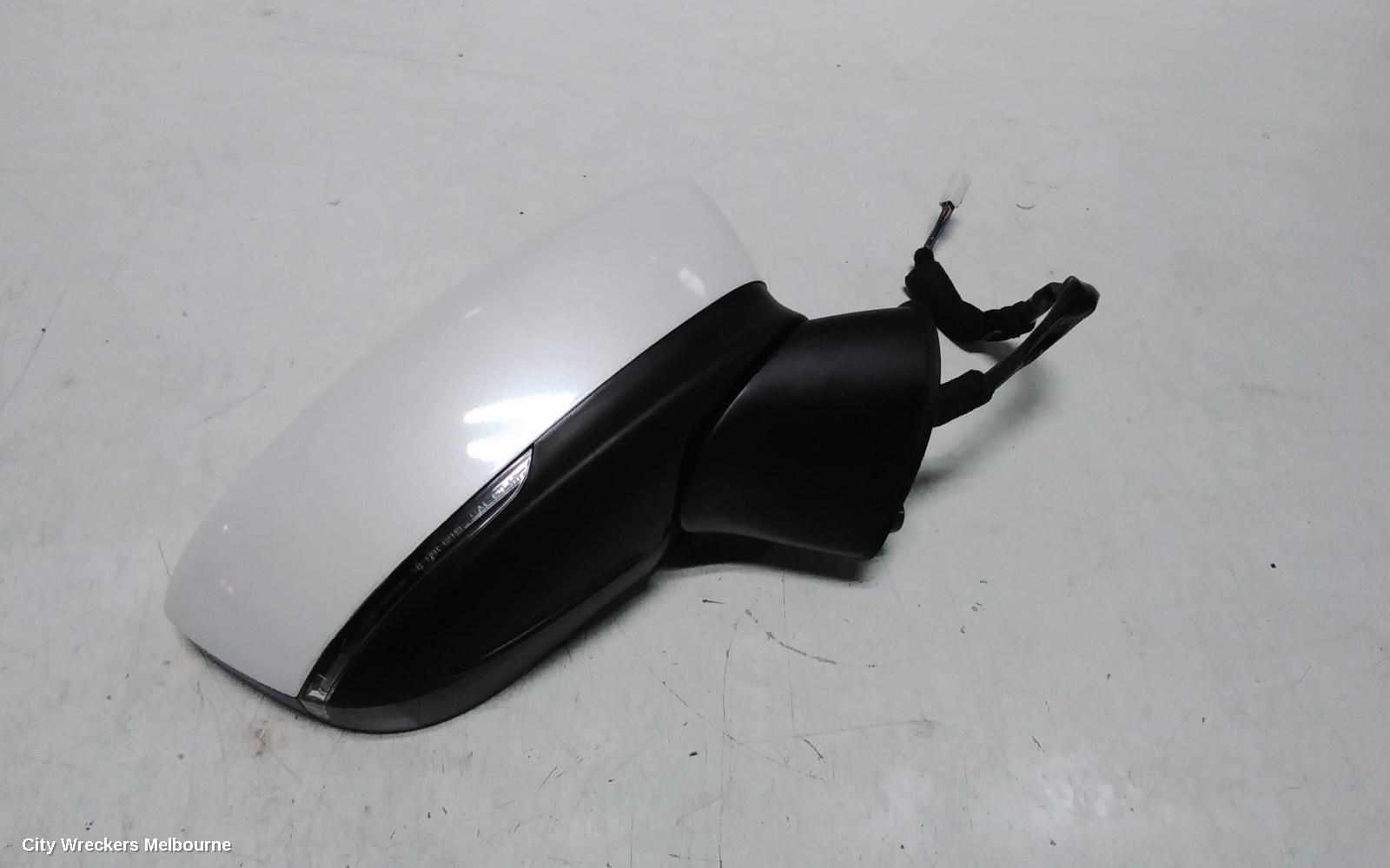 MAZDA 2 RIGHT DOOR MIRROR, DJ/DL, HATCH/SEDAN, POWER FOLD, NON BLIND SPOT TYPE, 01/2017 - 10/2019