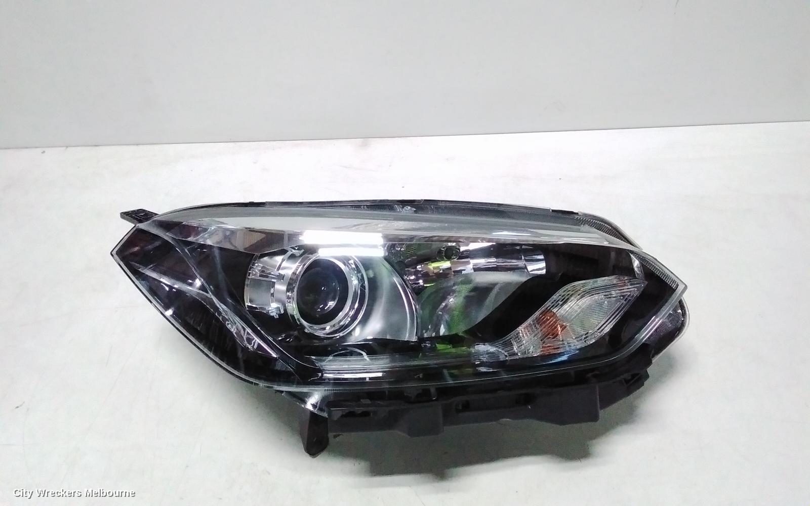 MG GS RIGHT HEADLAMP, SAS2, W/ HALOGEN TYPE, 09/2016 - 08/2019