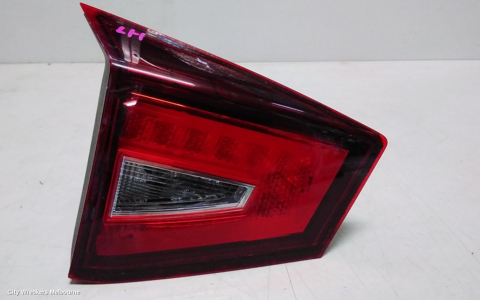 MG GS REAR GARNISH, TAILGATE LAMP (LH SIDE), HALOGEN TYPE, SAS2, 09/2016 - 08/2019