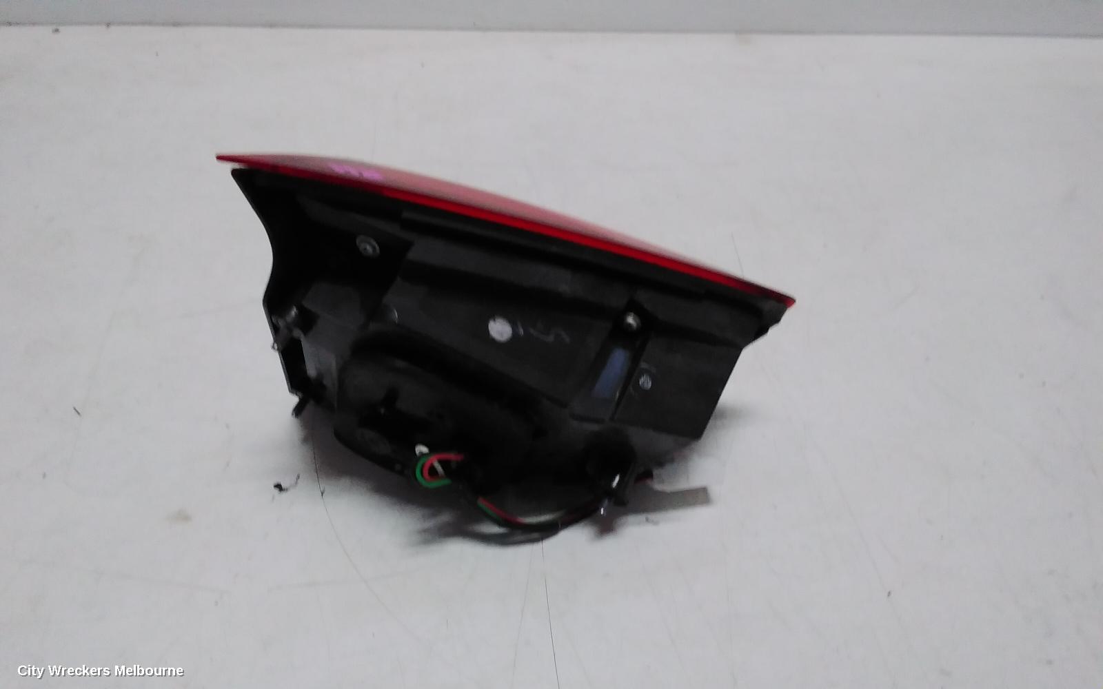 MG GS REAR GARNISH, TAILGATE LAMP (RH SIDE), HALOGEN TYPE, SAS2, 09/2016 - 08/2019