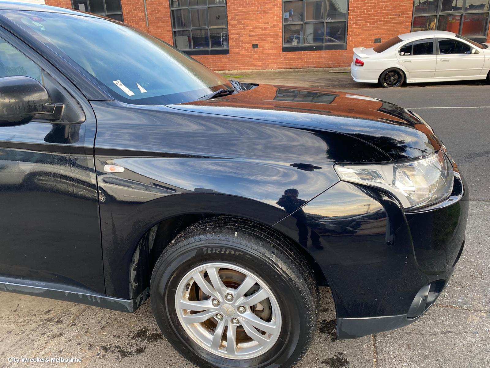 MITSUBISHI OUTLANDER MOUNT, ZJ, 10/2012 - 03/2015