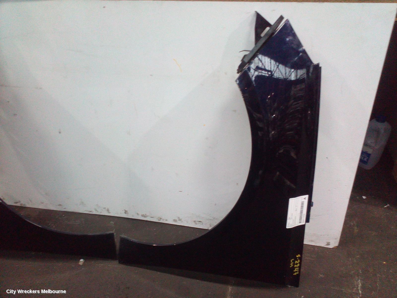 PEUGEOT 308 LEFT GUARD, T9, 10/2014 - 05/2021