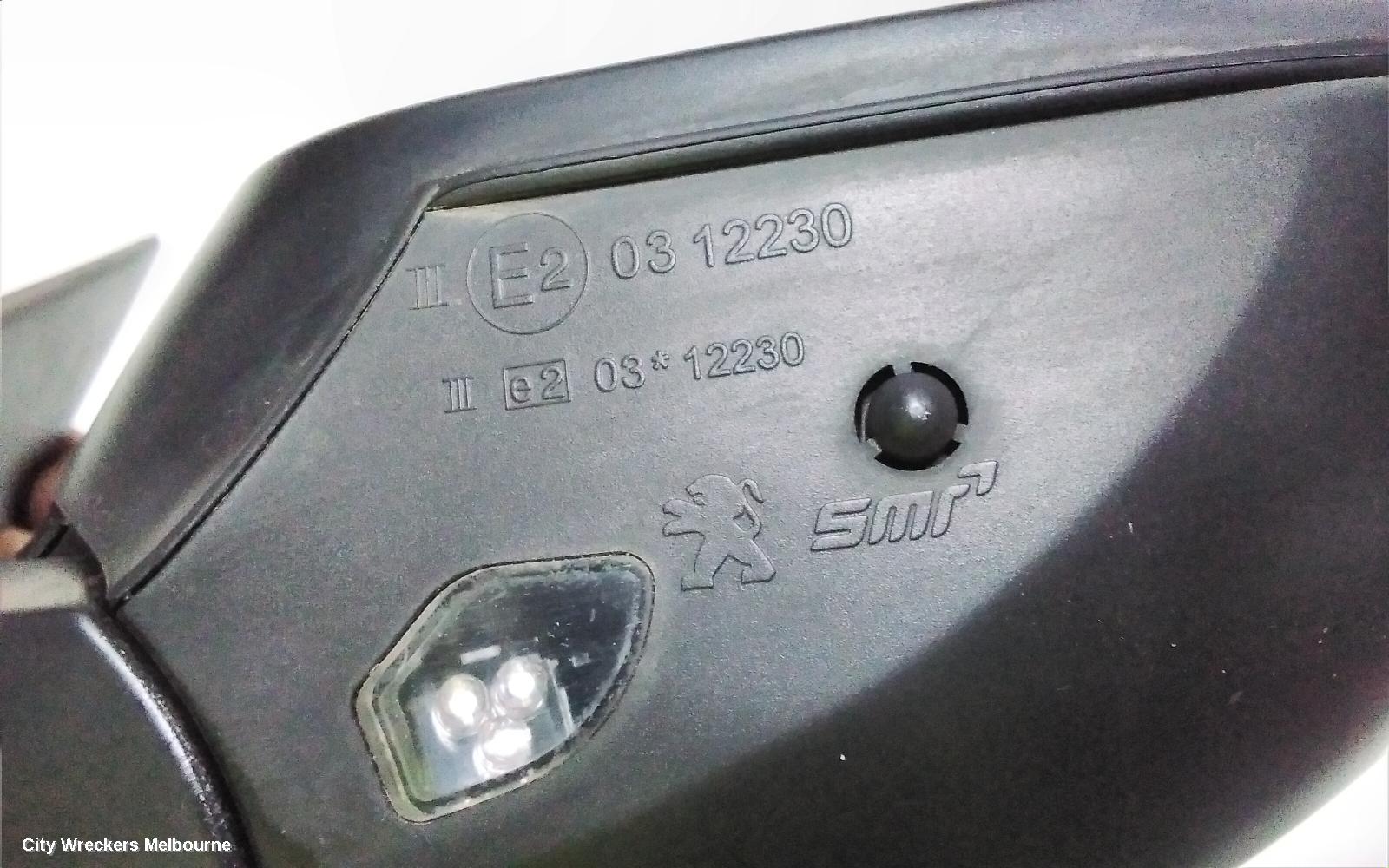 PEUGEOT 308 RIGHT DOOR MIRROR, T9, POWER FOLD, W/ BLINDSPOT TYPE, 10/2014 - 01/2021
