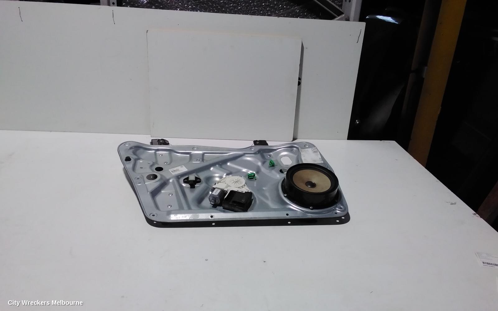 VOLKSWAGEN TIGUAN LEFT FRONT WINDOW REG/MOTOR, 5N, POWER, 05/2008 - 08/2016
