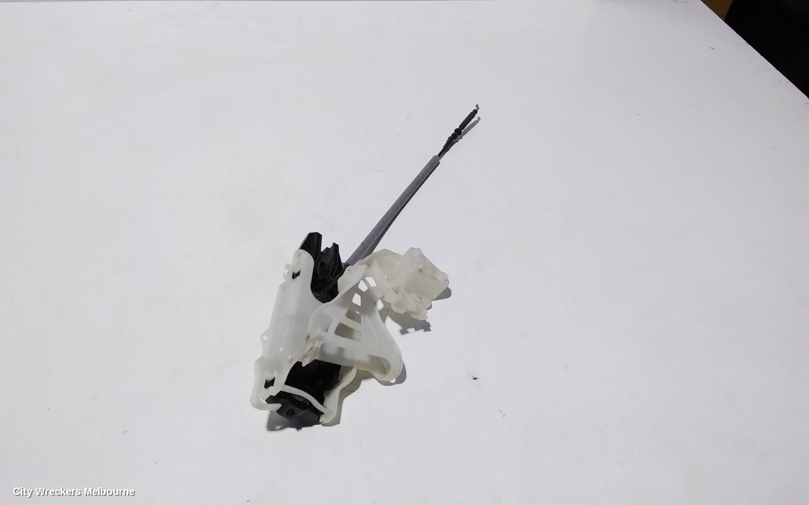 VOLKSWAGEN TIGUAN DOOR HANDLE, LH FRONT, OUTER, 5N, 07/2011 - 08/2016