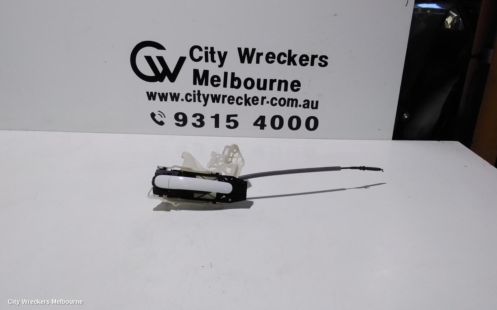 VOLKSWAGEN TIGUAN DOOR HANDLE, LH FRONT, OUTER, 5N, 07/2011 - 08/2016