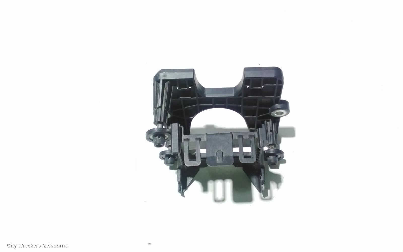 VOLKSWAGEN PASSAT, B8/MK7, 06/2015 - 05/2023, 3Q0.907.561.C ~  RB8 - RADAR SENSOR  WITH BRACKET: 102905