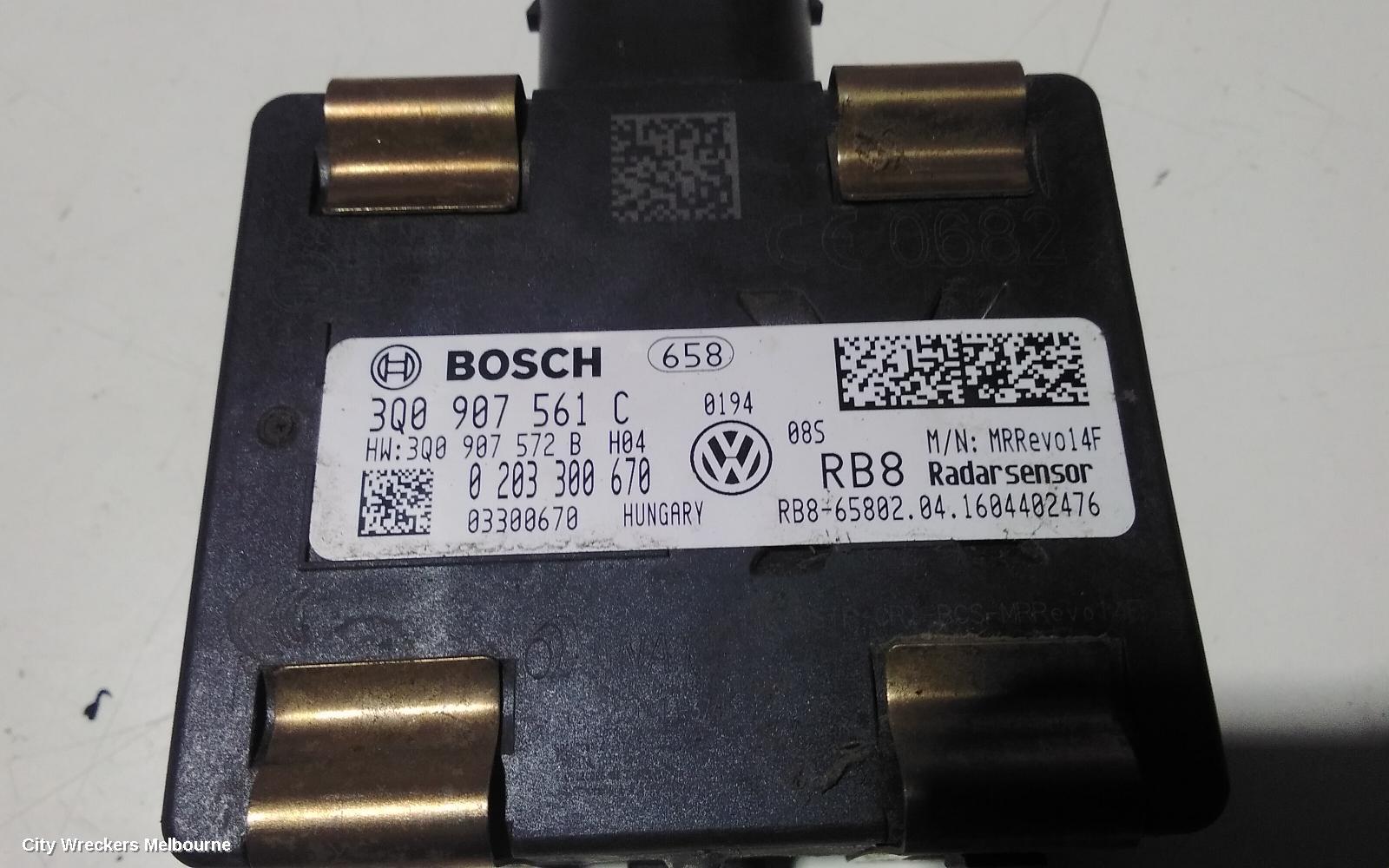 VOLKSWAGEN PASSAT, B8/MK7, 06/2015 - 05/2023, 3Q0.907.561.C ~  RB8 - RADAR SENSOR  WITH BRACKET: 102905
