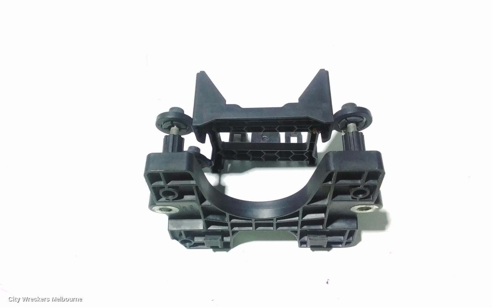 VOLKSWAGEN PASSAT, B8/MK7, 06/2015 - 05/2023, 3Q0.907.561.C ~  RB8 - RADAR SENSOR  WITH BRACKET: 102905