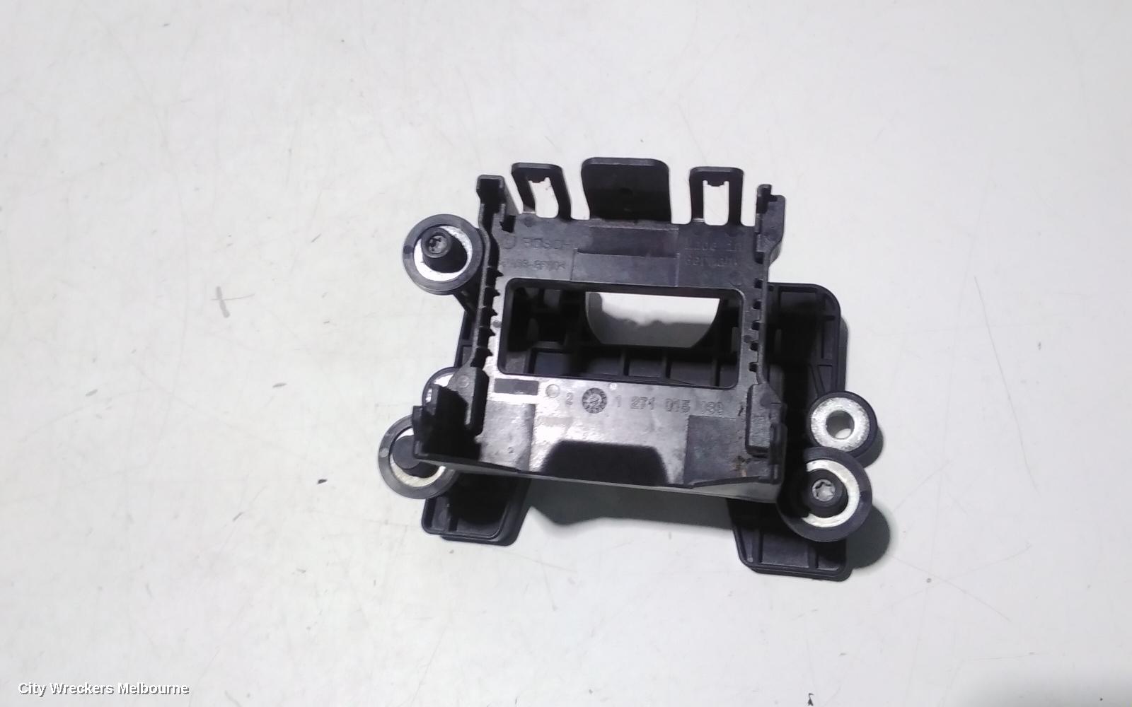 VOLKSWAGEN PASSAT, B8/MK7, 06/2015 - 05/2023, 3Q0.907.561.C ~  RB8 - RADAR SENSOR  WITH BRACKET: 102905