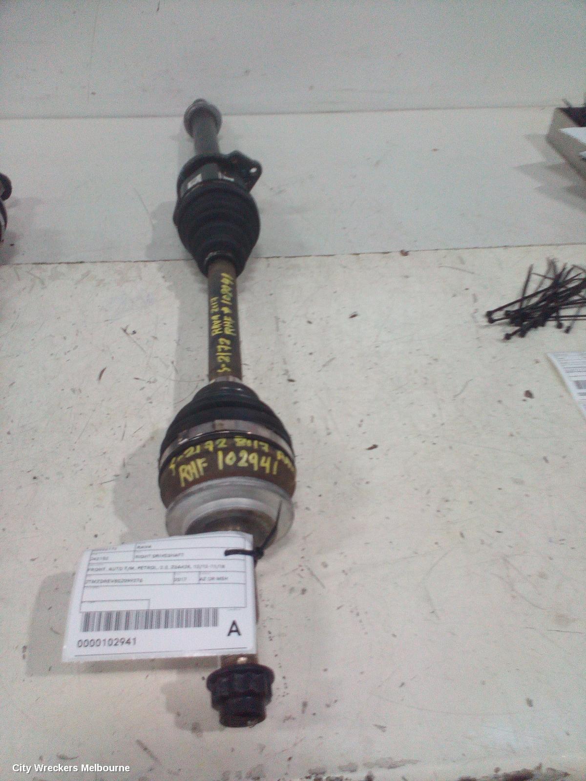 TOYOTA RAV4 RIGHT DRIVESHAFT, FRONT, AUTO T/M, PETROL, 2.0, ZSA42R, 12/2012 - 11/2018