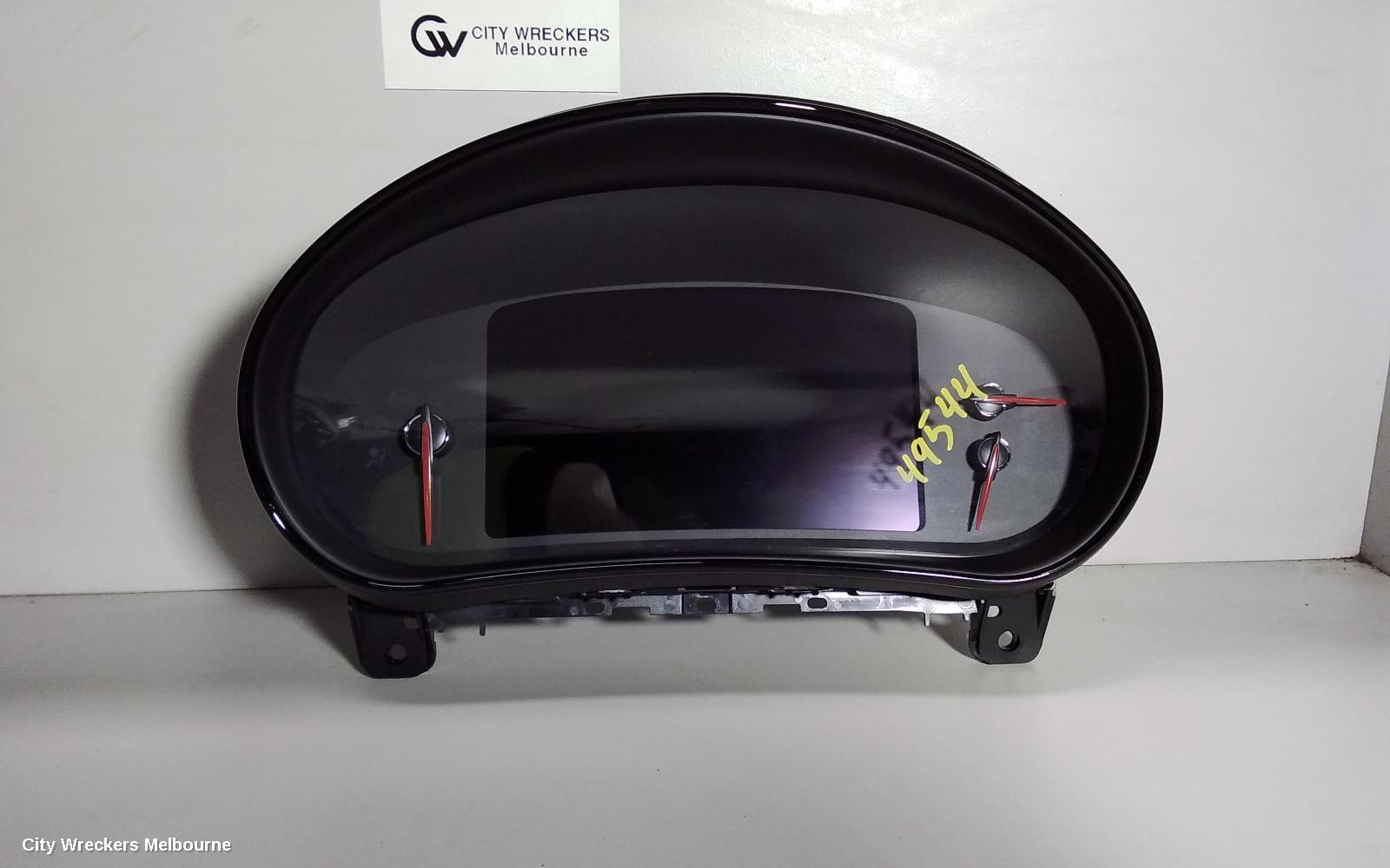 HOLDEN INSIGNIA INSTRUMENT CLUSTER, 2.8, AUTO T/M TYPE, GA, 06/2015 - 01/2017