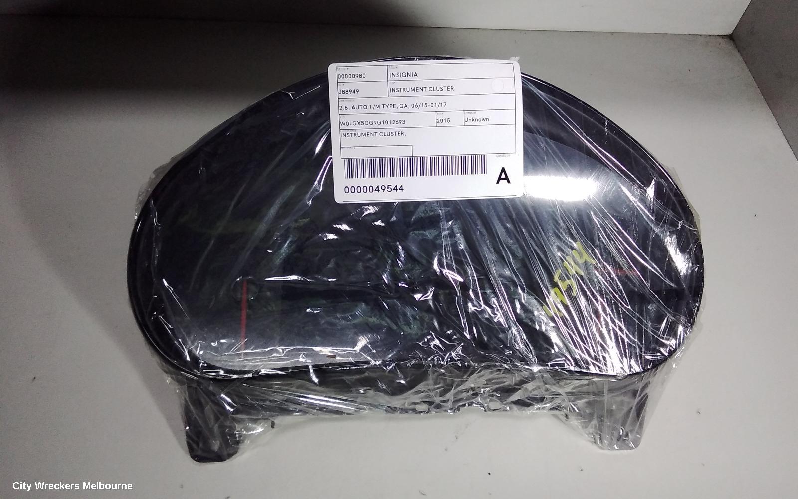 HOLDEN INSIGNIA INSTRUMENT CLUSTER, 2.8, AUTO T/M TYPE, GA, 06/2015 - 01/2017