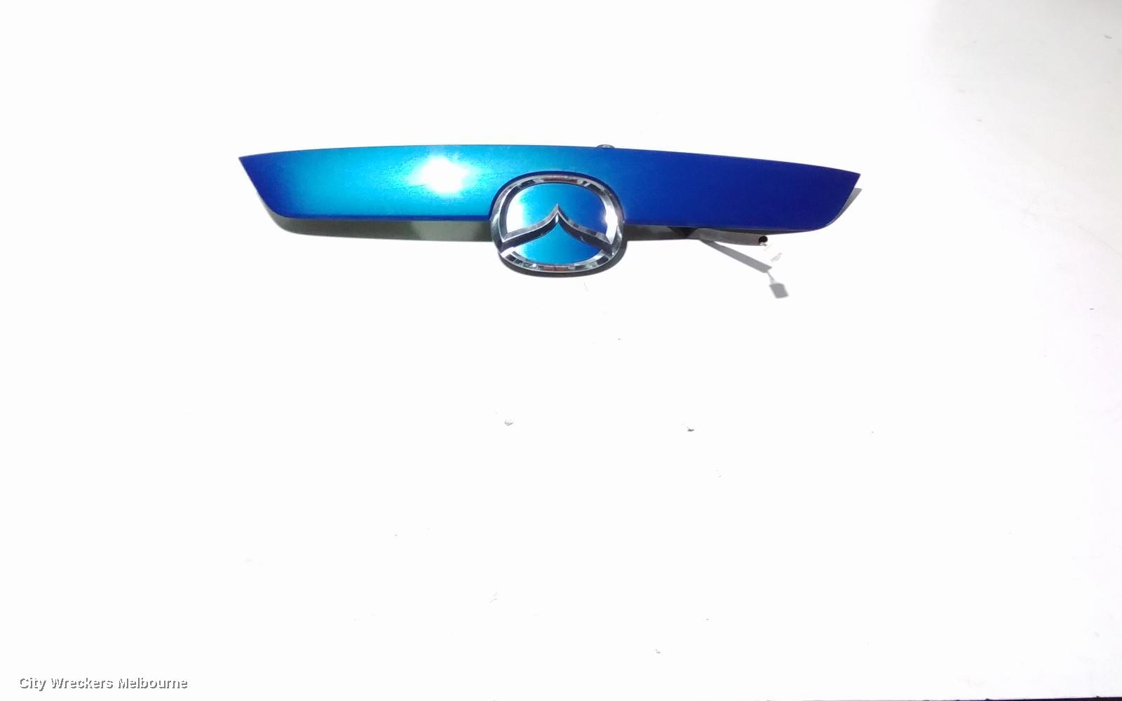 MAZDA CX5 REAR GARNISH, TAILGATE GARNISH (CENTRE), NON REV CAMERA & NON SUNROOF TYPE, 02/2012 - 12/2016