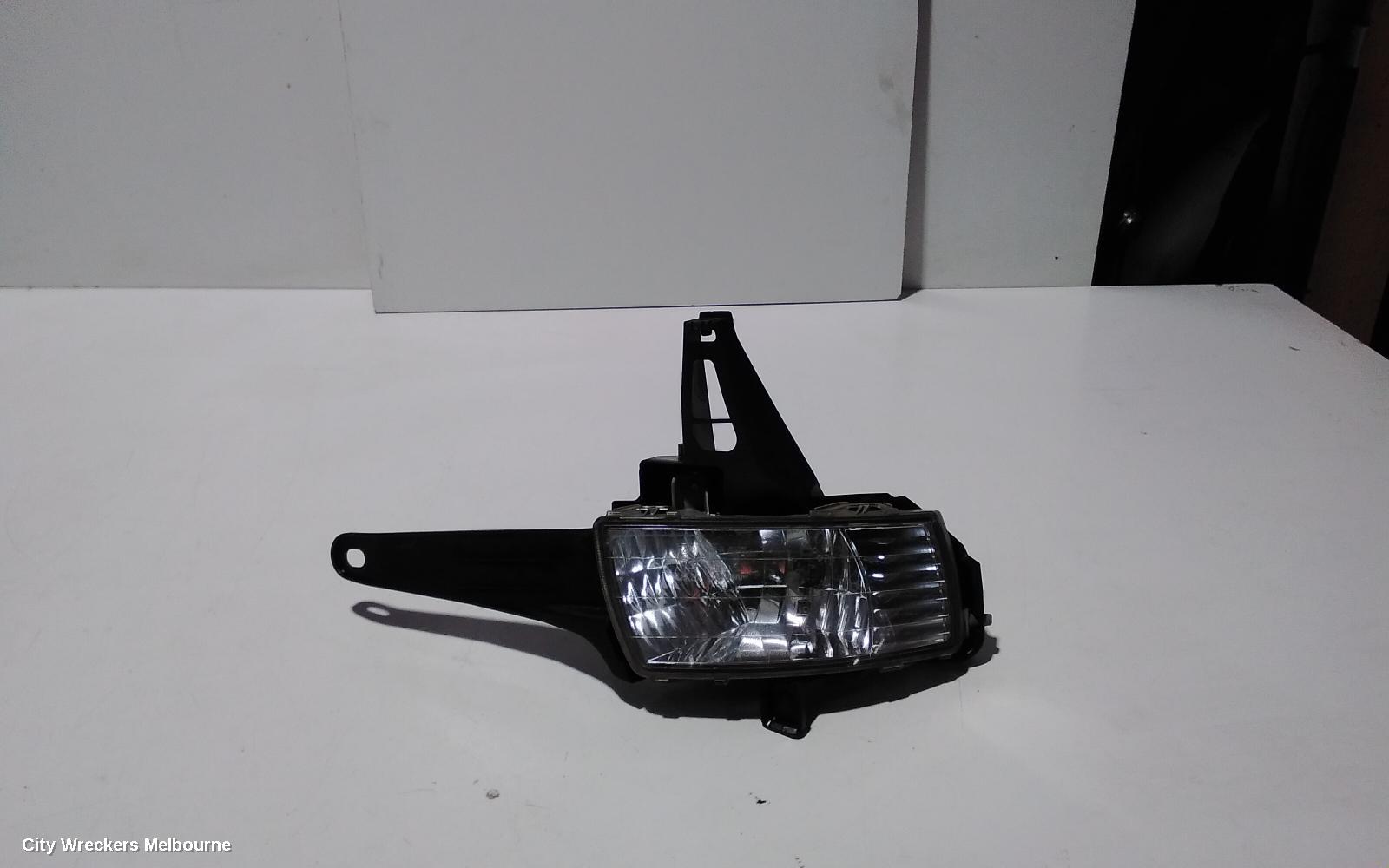 TOYOTA ESTIMA RIGHT INDICATOR/FOG/SIDE, XR50, 05-19