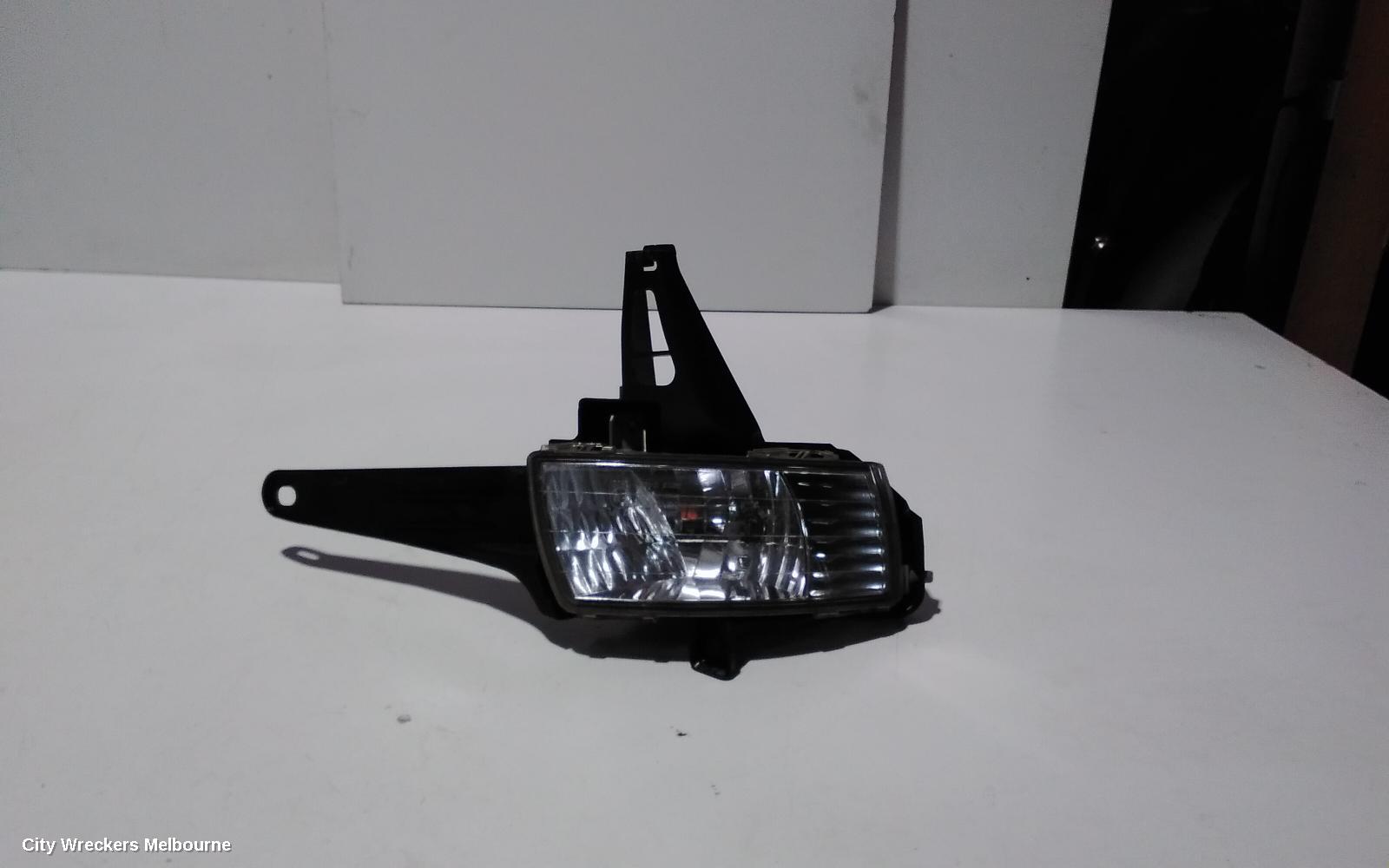 TOYOTA ESTIMA RIGHT INDICATOR/FOG/SIDE, XR50, 05-19