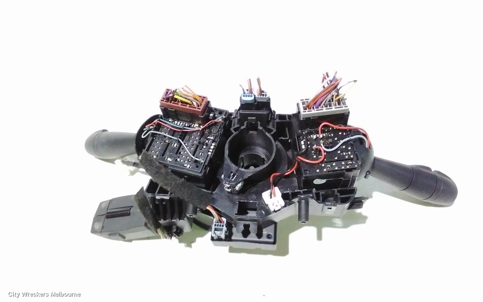 RENAULT CLIO AIRBAG MODULE/SENSOR, STEERING ANGLE SENSOR, X98, 09/2013 - 10/2019