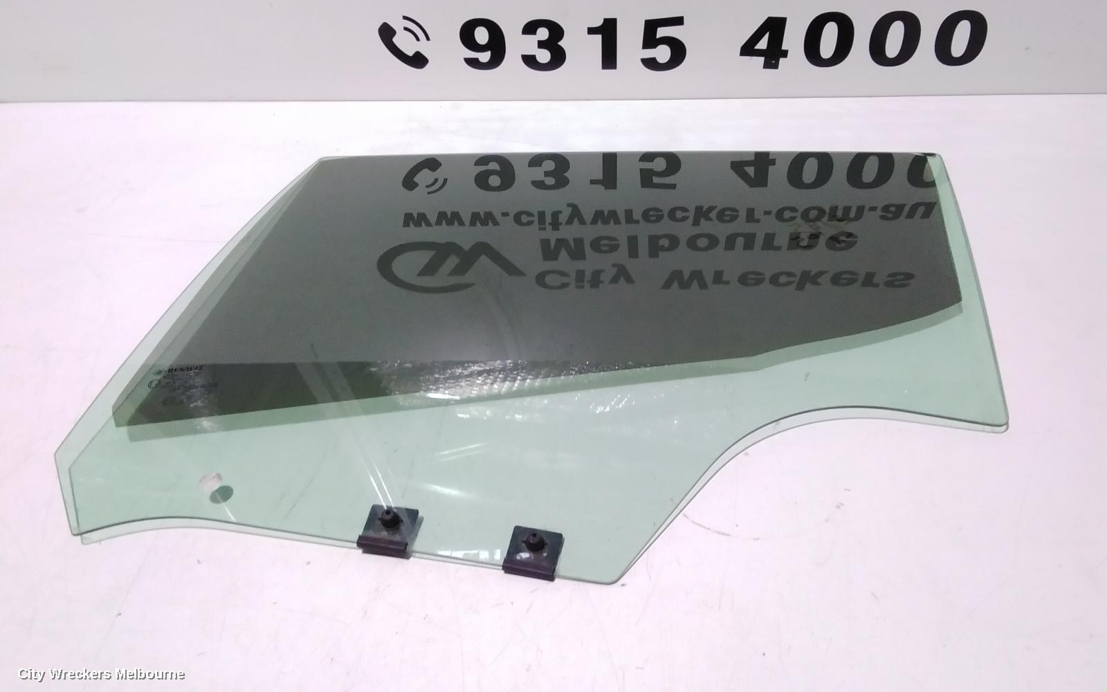 RENAULT CLIO LEFT REAR DOOR WINDOW, X98, 09/2013 - 10/2019