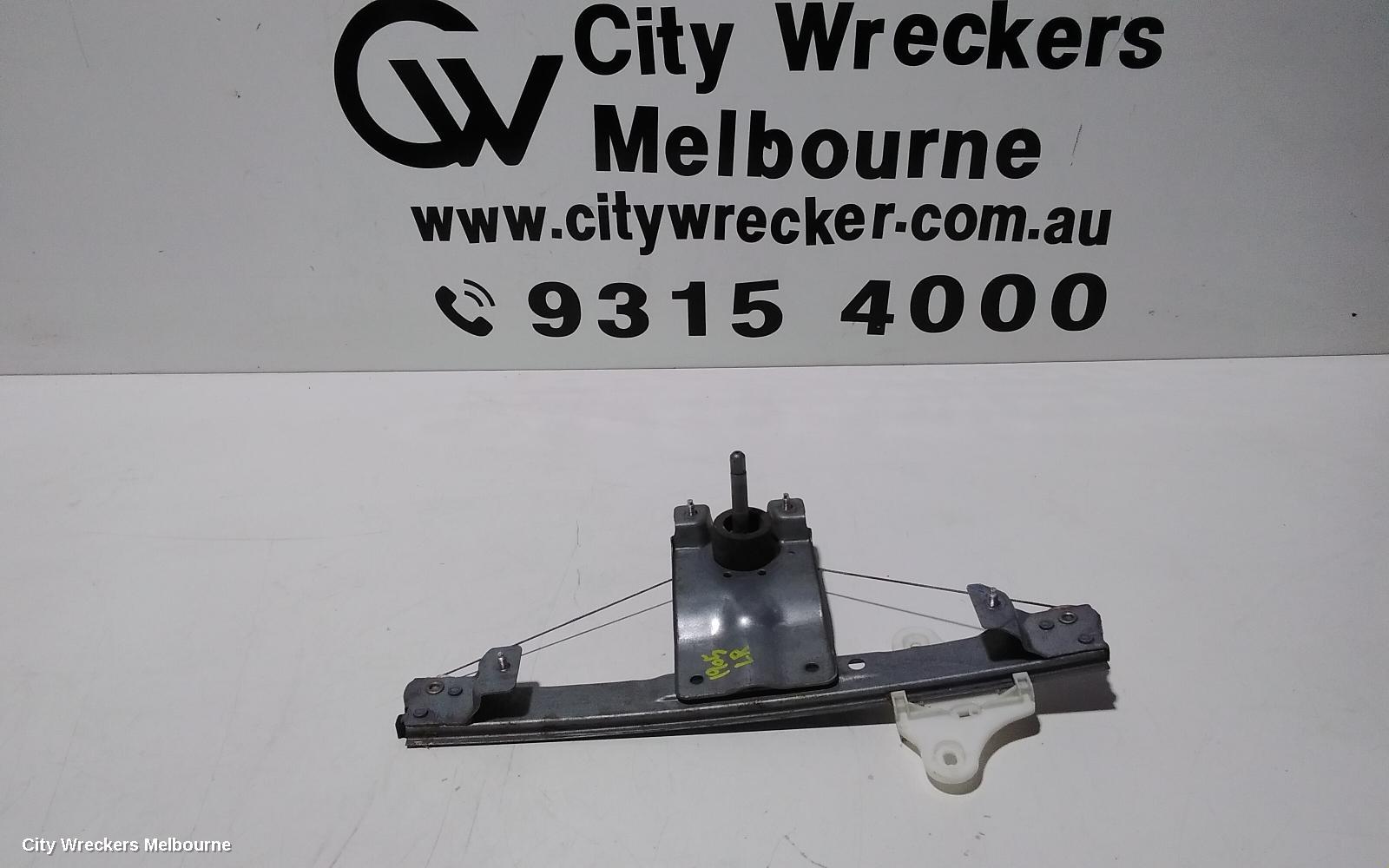 RENAULT CLIO LEFT REAR WND REG/MOTOR, X98, 09/2013 - 10/2019