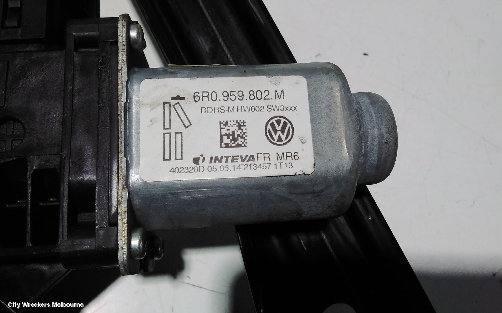 VOLKSWAGEN AMAROK RIGHT FRONT WINDOW REG/MOTOR, 2H, 12/2010 ONWARDS