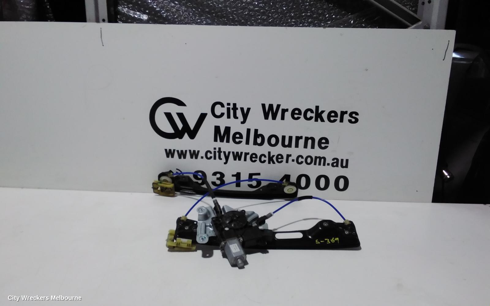 HOLDEN MALIBU RIGHT FRONT WINDOW REG/MOTOR, DOOR REGULATOR ASSY (REG AND MOTOR), V300, 04/2013 - 12/2017