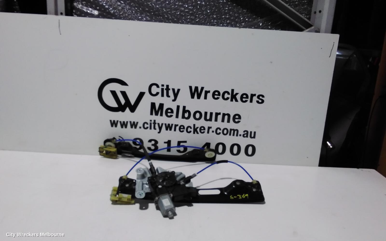HOLDEN MALIBU RIGHT FRONT WINDOW REG/MOTOR, DOOR REGULATOR ASSY (REG AND MOTOR), V300, 04/2013 - 12/2017