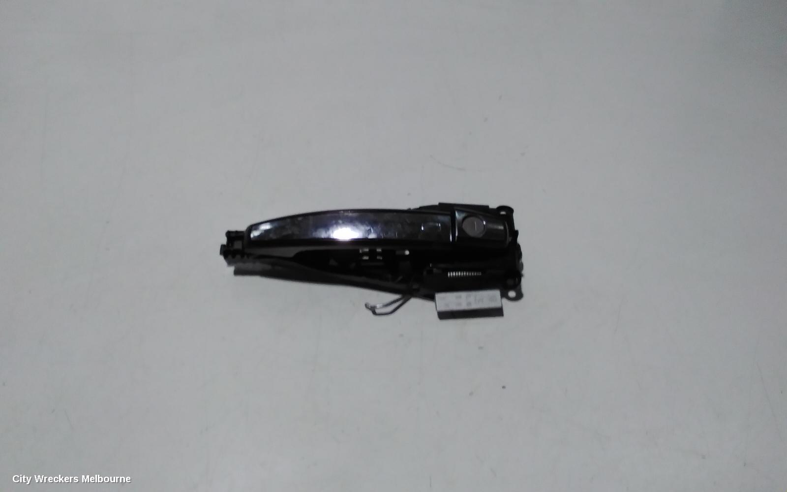 HOLDEN MALIBU DOOR HANDLE, INNER, RH FRONT, V300, 04/2013 - 12/2017